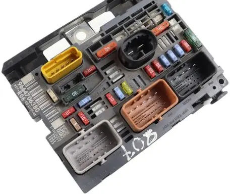 Peugeot 308 BSM Control unit 9664706380 11030575 BSMM0600