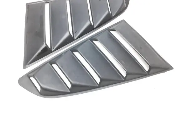 Ford Mustang VI Rear glass trim 