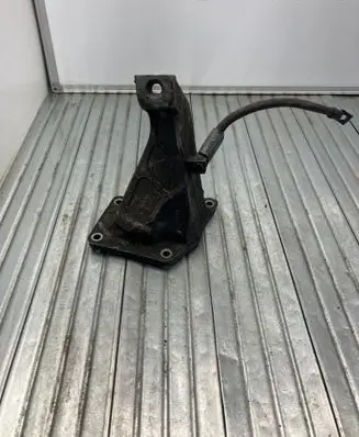 BMW 3 E46 Engine mounting bracket 6754185 20773 22711