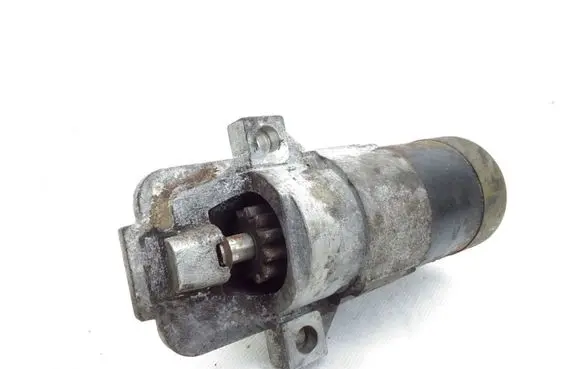 Mazda 6 Starter motor M000T90981