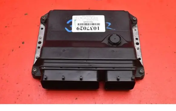 Toyota Avensis Verso Engine control unit/module ECU 89661-0F150