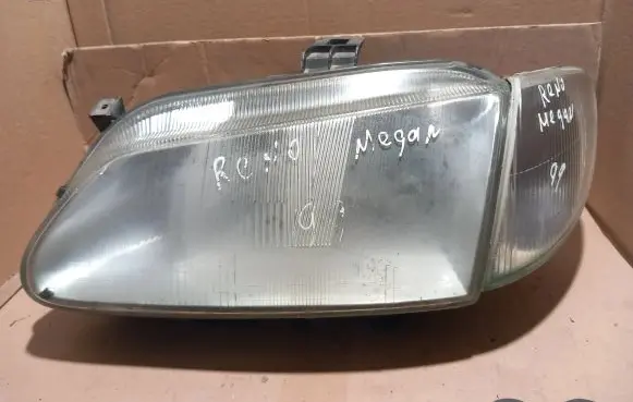 Renault Megane I Headlight/headlamp