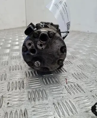 Volkswagen Golf IV Air conditioning (A/C) compressor (pump)