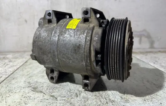 Volvo S60 Air conditioning (A/C) compressor (pump) 8684287 8708581