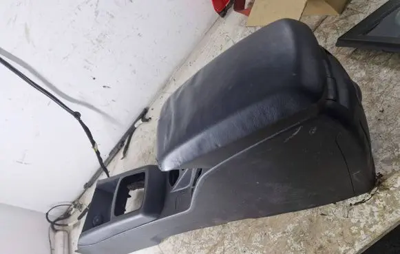 KIA Ceed Armrest