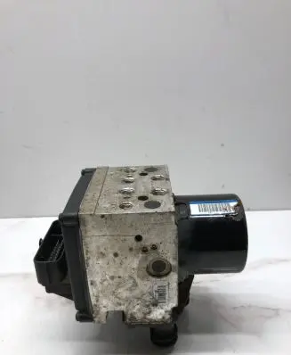 Volkswagen PASSAT B6 ABS Pump 3C0614109 16420301A 16420501