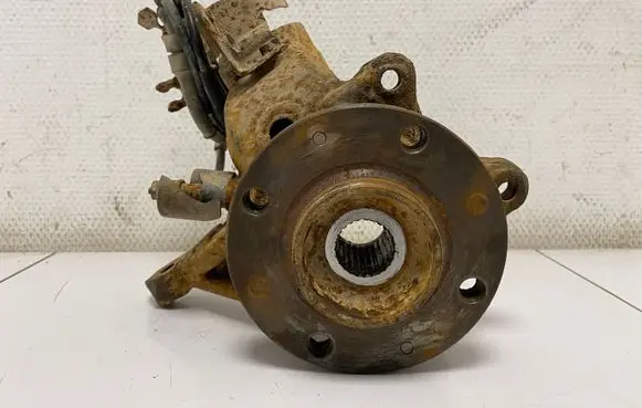 Citroen Xsara Front wheel hub spindle knuckle
