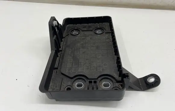 Nissan Qashqai J12 Battery tray