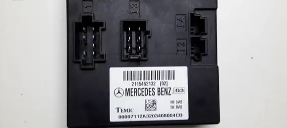 Mercedes-Benz E W211 Comfort/convenience module 2115452132