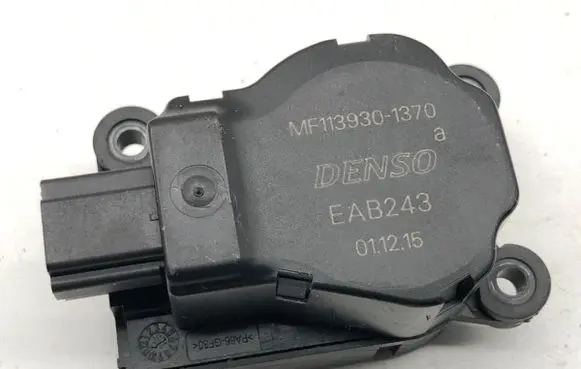 Jaguar F-Pace Air flap motor/actuator EAB243
