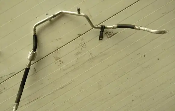 Opel Crossland X Air conditioning (A/C) pipe/hose 03640906