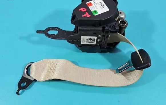 BMW 5 G30 G31 G38 Rear seatbelt 639708700D IMPRK1602730