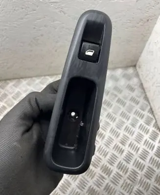 Peugeot 5008 Electric window control switch 96759764ZD