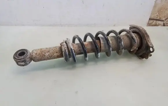 Toyota Corolla Verso E121 Rear shock absorber with coil spring 