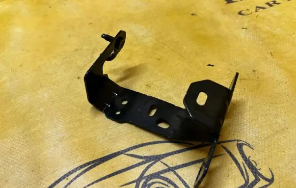 Ford Bronco Fuel line pipe MB3G-9B325-EA MB3G9B325EA
