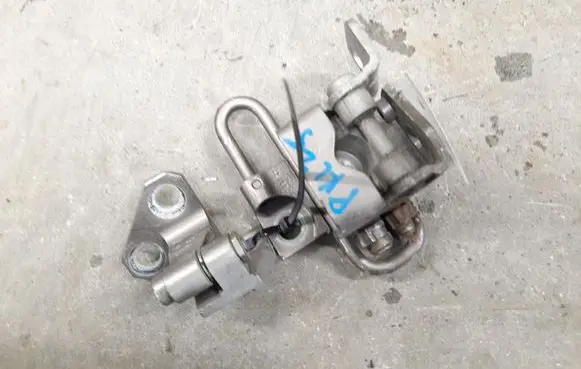 Volkswagen Golf Plus Rear door hinge set 1K4833411Q