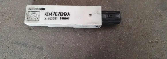 Mazda 6 Antenna control unit KD47676NXA