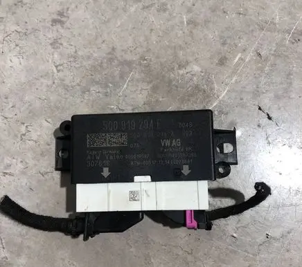 Skoda Octavia Mk3 (5E) Parking PDC control unit/module 5Q0919294E