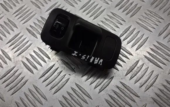 Toyota Yaris Headlight level adjustment motor 