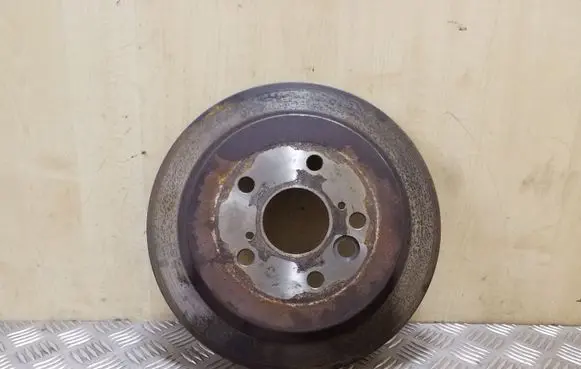 Toyota RAV 4 (XA20) Rear brake disc