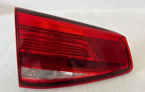 Volkswagen PASSAT B8 Tailgate rear/tail lights 3G9945093D 2TZ01189001 00378046