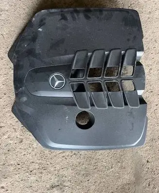 Mercedes-Benz GLS X167 Engine cover (trim) A1760102601