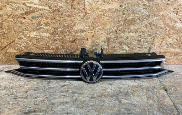 Volkswagen Touran III Front bumper upper radiator grill 5TA853655