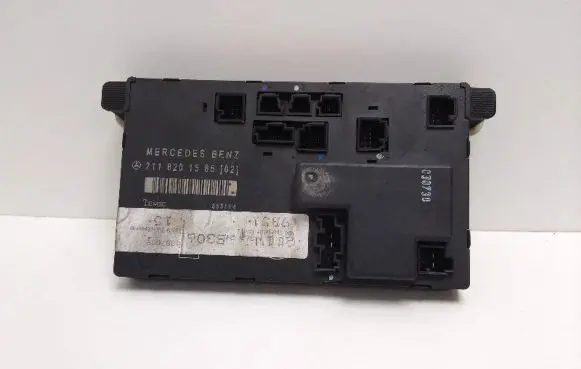 Mercedes-Benz E W211 Door control unit/module A2118201585