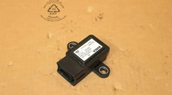 BMW X5 E53 ESP acceleration yaw rate sensor 6753694