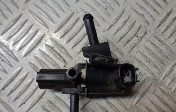 Mazda 2 Turbo solenoid valve ZJ3818741 K4238507 1013625070