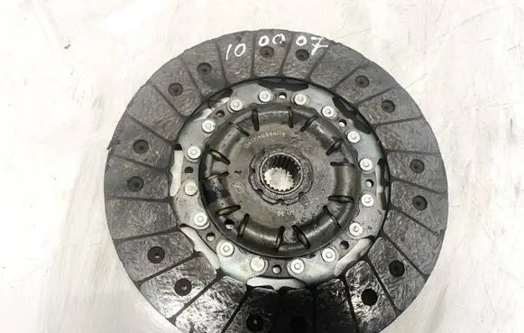 Volvo V50 Clutch pressure plate 324043010