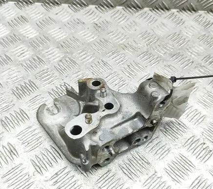 Opel Vivaro Engine mounting bracket 9805300680