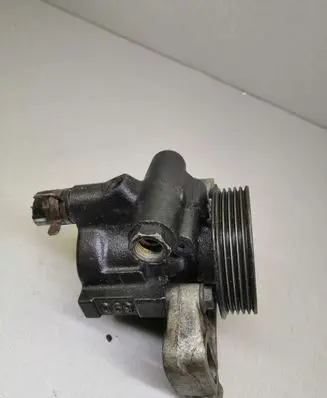 Renault Laguna I Power steering pump 7700823736 7700823795 26026912