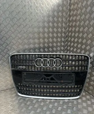 Audi Q7 4L Front bumper upper radiator grill 4L0853651