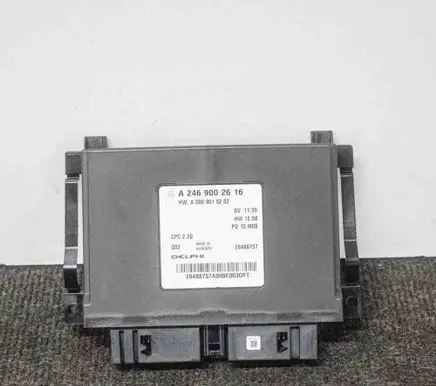 Mercedes-Benz A W176 Current control relay 28488757 A0009015202