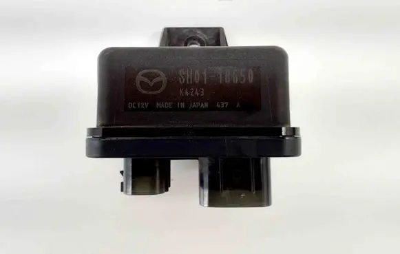 Mazda 3 II Glow plug pre-heat relay SH0118650