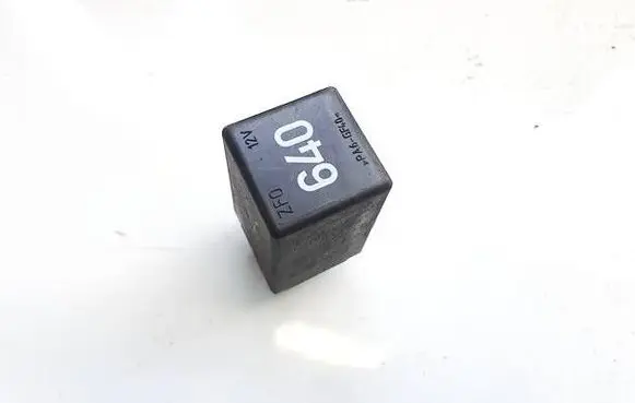Seat Exeo (3R) Other relay 8e0907307f 7038900309