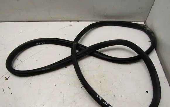 BMW X3 F25 Rubber seal rear door 
