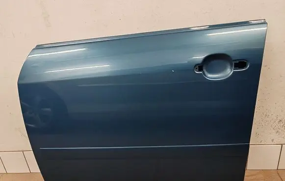 Audi A2 Front door