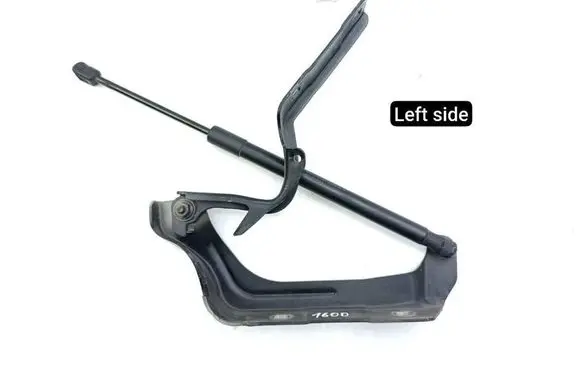 Maserati Levante Engine bonnet/hood hinges 06700335130