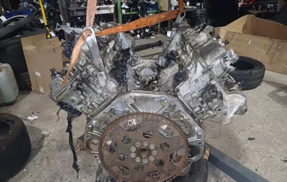 BMW 5 F10 F11 Engine 7573936 N63B44A 288672