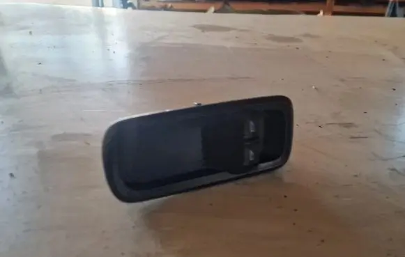 Ford Fiesta Electric window control switch