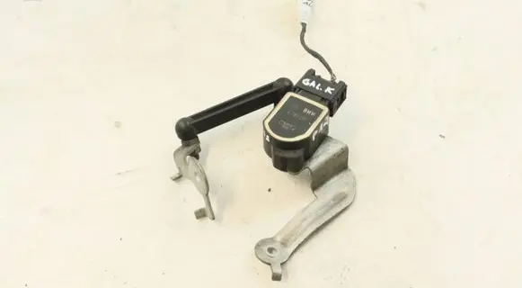 BMW 3 E92 E93 Headlight/headlamp level sensor 6785205 6763593 6763595