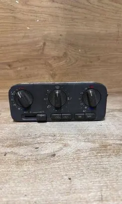 Volvo S70 V70 V70 XC Climate control unit 