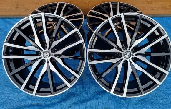 BMW X5 G05 R22 alloy rim 5JX22