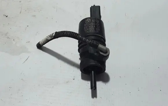 BMW 5 F10 F11 Windscreen/windshield washer pump 6934160