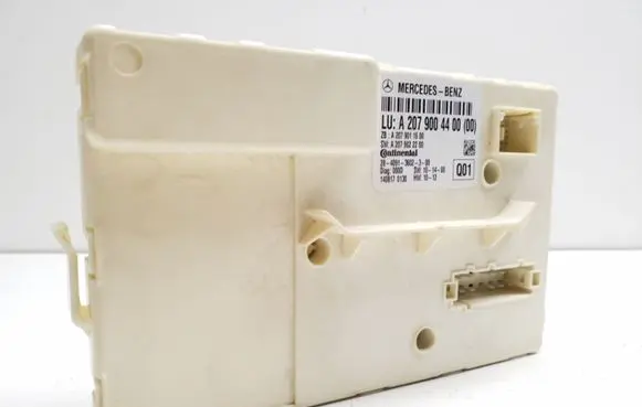 Mercedes-Benz E C207 W207 Other control units/modules A2079004400