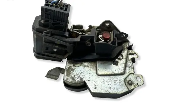 BMW 5 E34 Rear door lock 8138928 406207