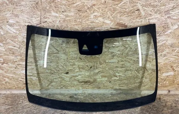Mercedes-Benz C W205 Front windscreen/windshield window 
