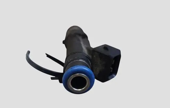 Opel Zafira C Fuel injector 0280158205